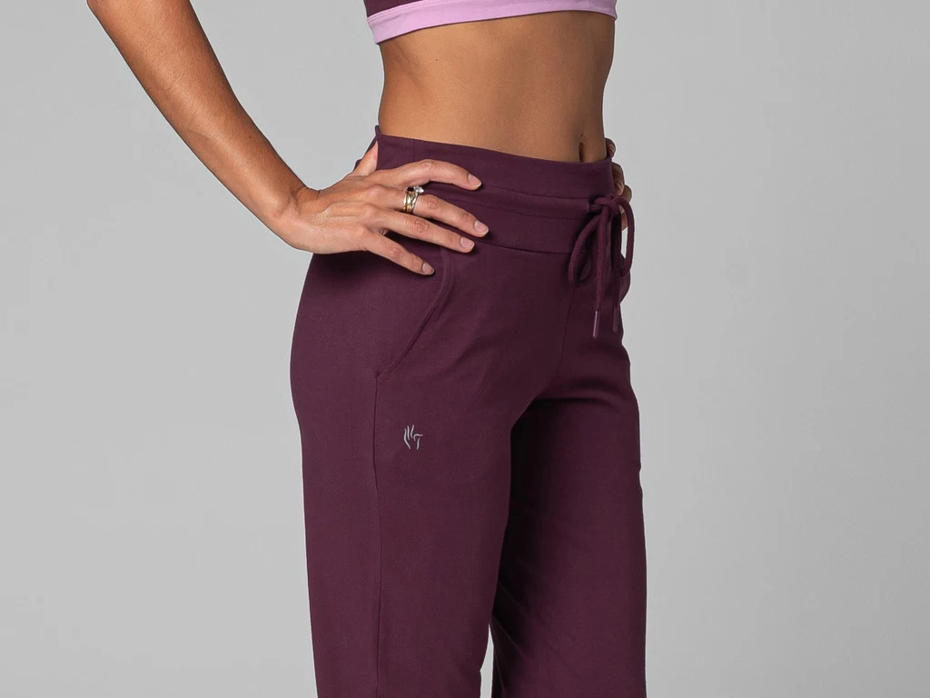 Pantalon De Yoga Femme Jogg - Bio Prune M - Presque Parfaits 11 Pantalon De Yoga Femme Jogg - Bio Prune M - Presque Parfaits – Image 9