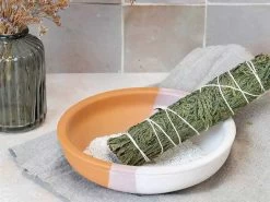 Vase Rituel En Terre Cuite 15cm De Diamètre X 5cm De Hauteur 11 Vase Rituel En Terre Cuite 15cm De Diamètre X 5cm De Hauteur -Yoga Boutique vase rituel en terre cuite 1700575091655cb773ac8e9